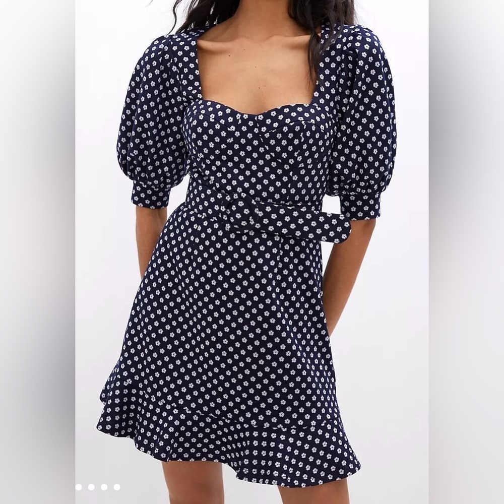 Hutch Jenessa Polka Dot Mini Dress Shirt puff sleeves Belted Size 2 Classy NEW